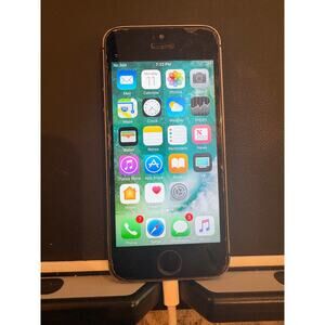 Apple iPhone 5s 16GB Verizon A1533 Space Gray Cracked Screen FMI Off Works